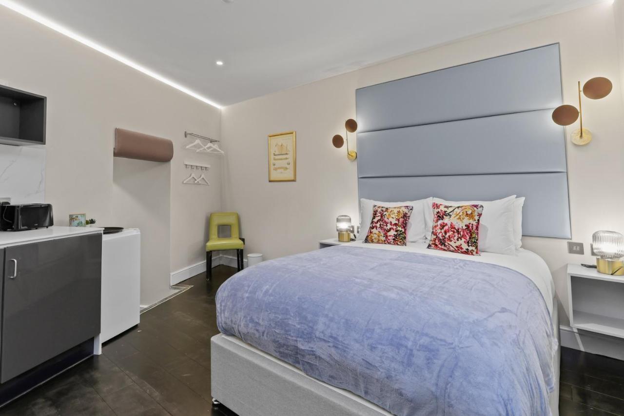 Modern Studio Flat Londra Exterior foto