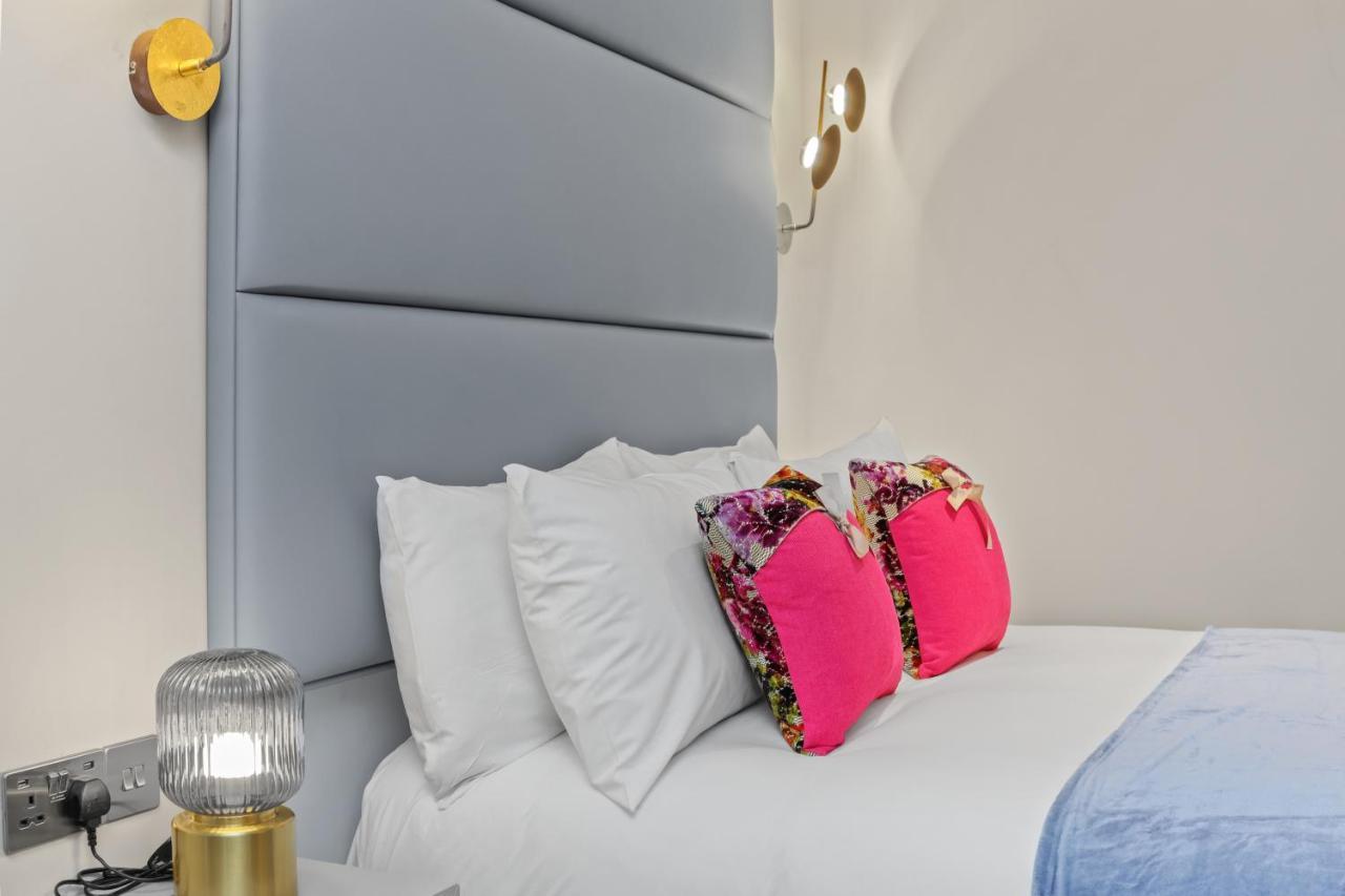 Modern Studio Flat Londra Exterior foto